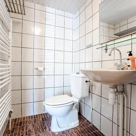 Stop & 1 בית נופש זנדוורט